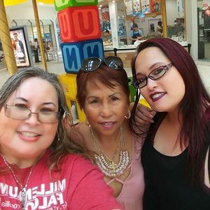 Meet your Posher, Sharon